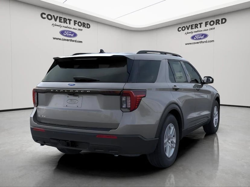 2026 Ford Explorer - Image 8