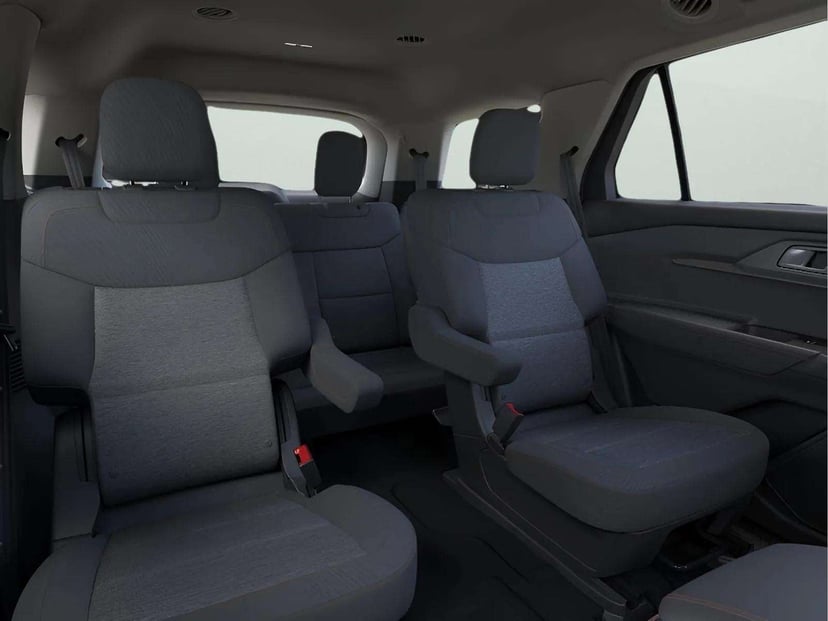 2026 Ford Explorer - Image 12