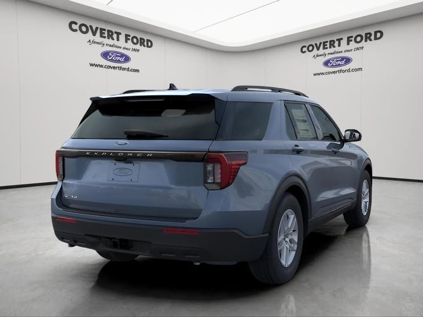 2026 Ford Explorer - Image 8