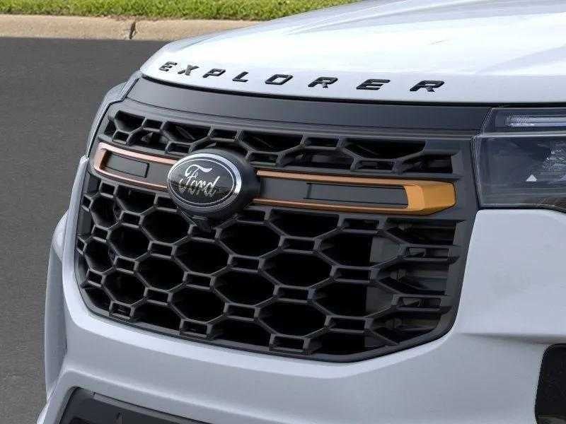 2026 Ford Explorer - Image 17