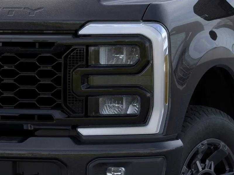 2026 Ford F-250SD - Image 18
