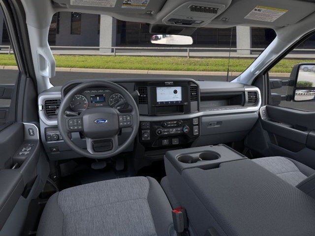 2026 Ford F-250SD - Image 31