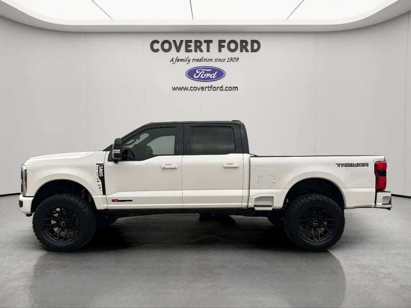 2026 Ford F-250SD - Image 2
