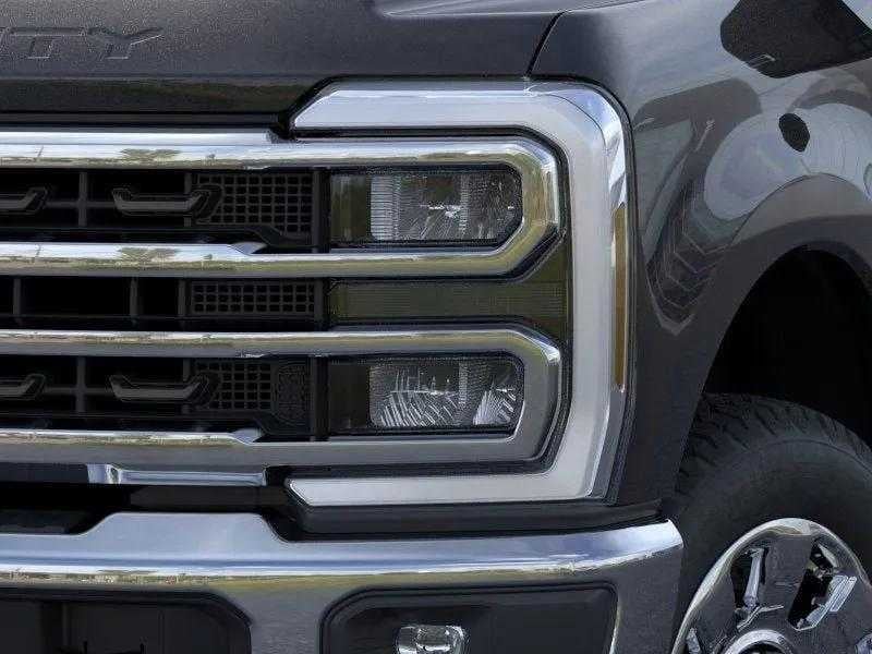 2026 Ford F-250SD - Image 18
