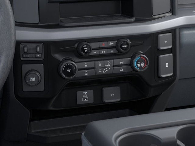 2026 Ford F-250SD - Image 37