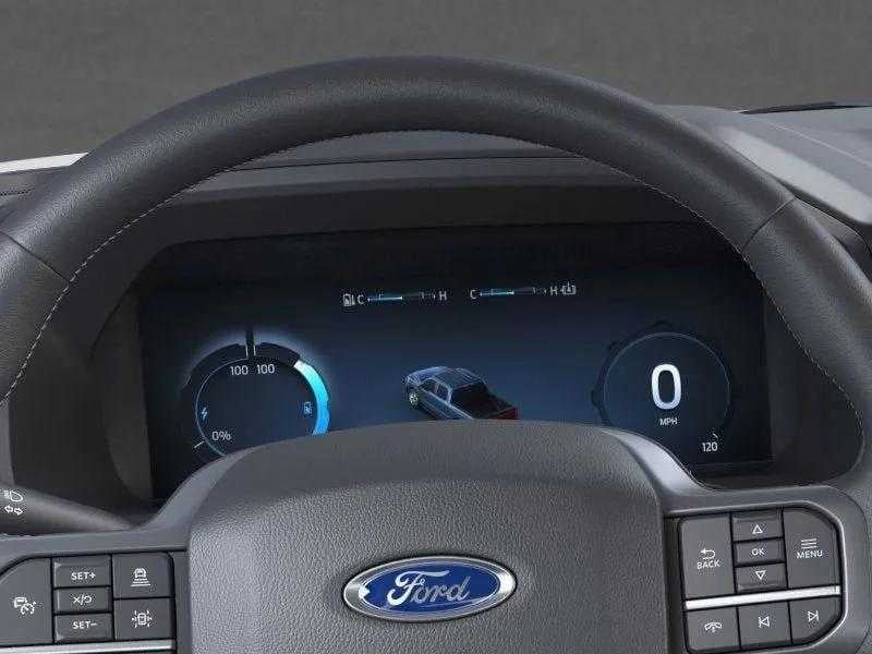 2025 Ford F-150 Lightning - Image 13