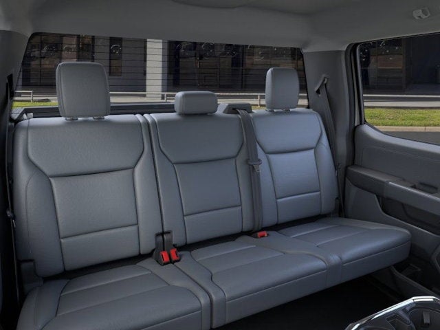 2025 Ford F-150 Lightning - Image 33