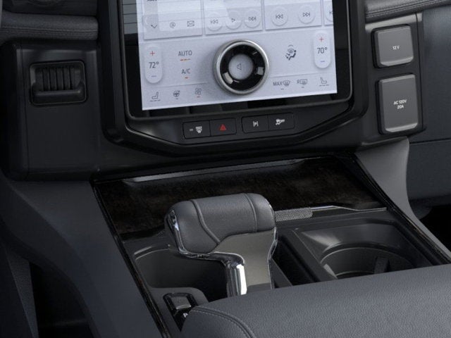 2025 Ford F-150 Lightning - Image 37