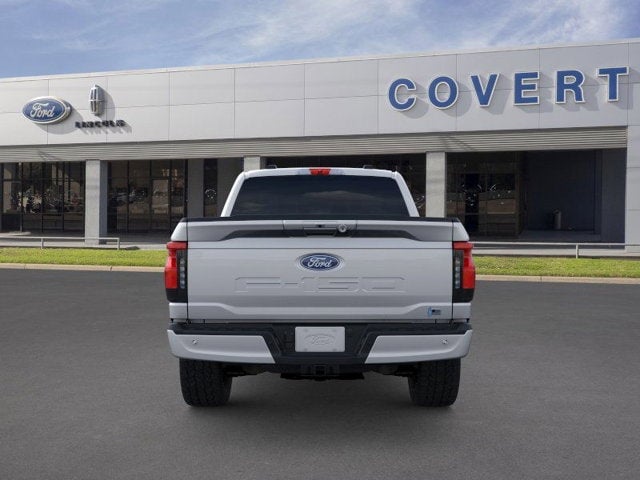 2025 Ford F-150 Lightning - Image 27