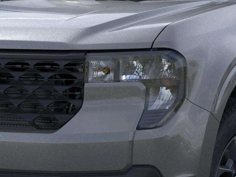 2026 Ford Maverick - Image 17