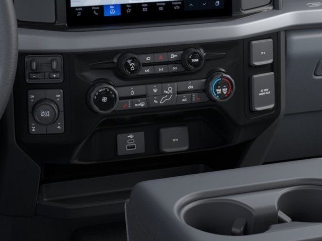 2026 Ford F-250SD - Image 15