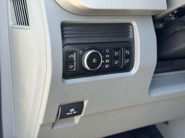 2026 Ford F-250SD - Image 13