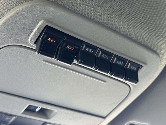 2026 Ford F-250SD - Image 30
