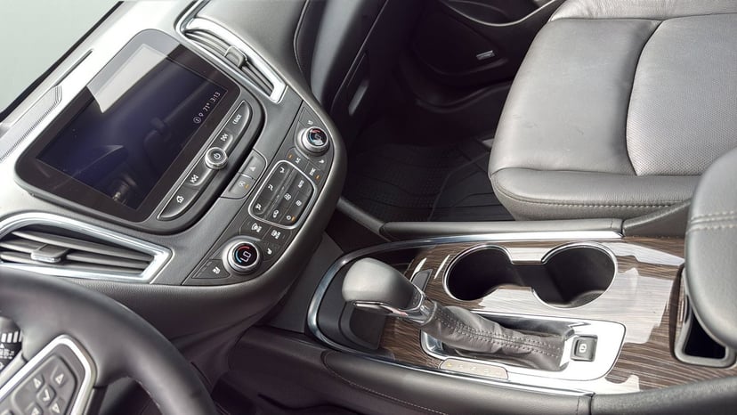 2023 Chevrolet Malibu - Image 18