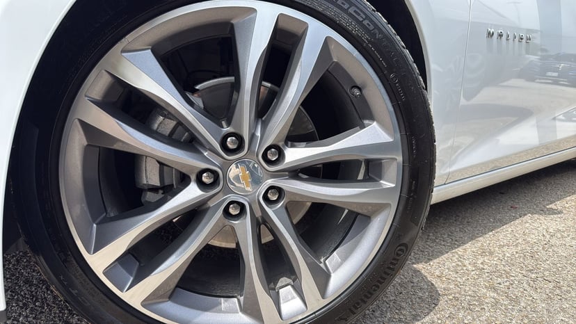 2023 Chevrolet Malibu - Image 27