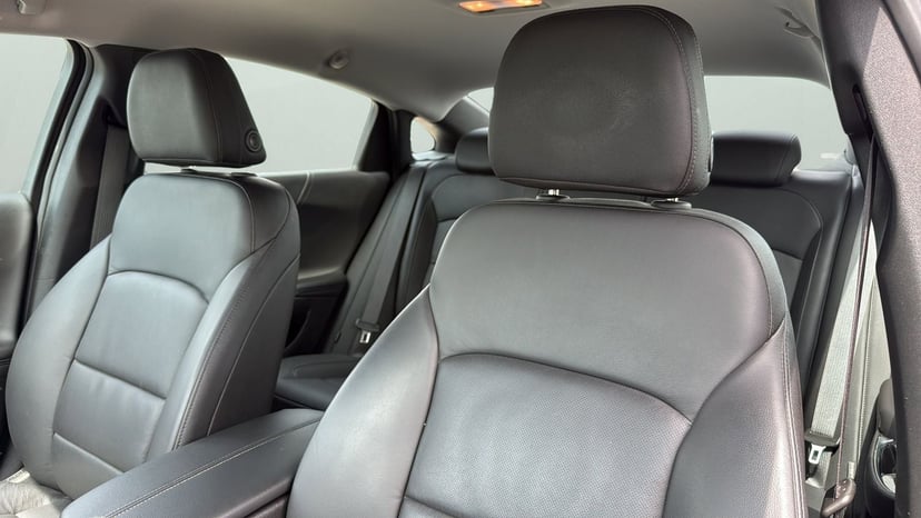 2023 Chevrolet Malibu - Image 7