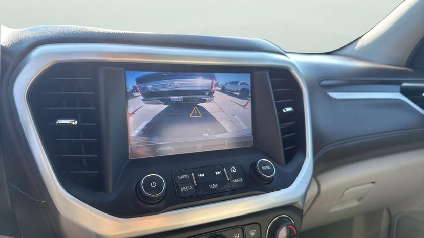 2018 GMC Acadia - Image 11