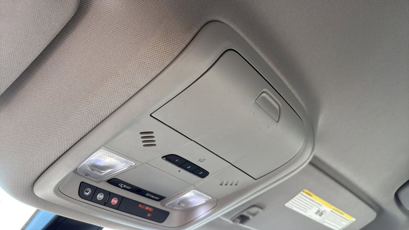 2018 GMC Acadia - Image 15