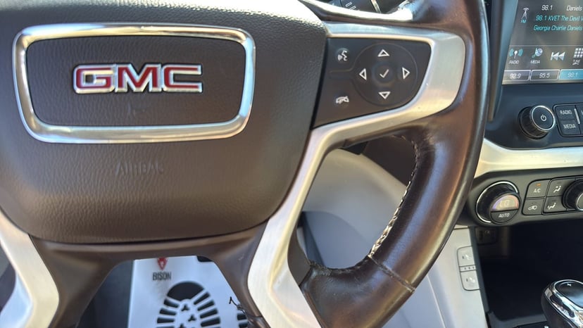 2018 GMC Acadia - Image 8