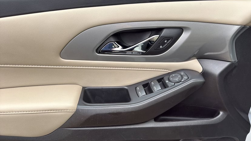2022 Chevrolet Traverse - Image 10