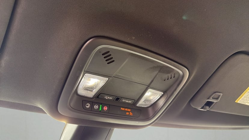 2022 Chevrolet Traverse - Image 21