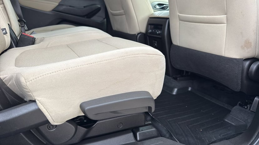 2022 Chevrolet Traverse - Image 25