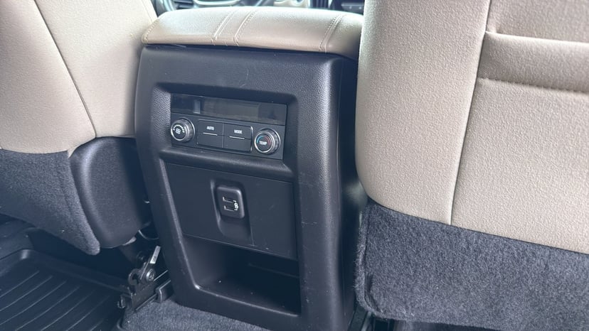 2022 Chevrolet Traverse - Image 26