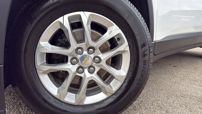 2022 Chevrolet Traverse - Image 28