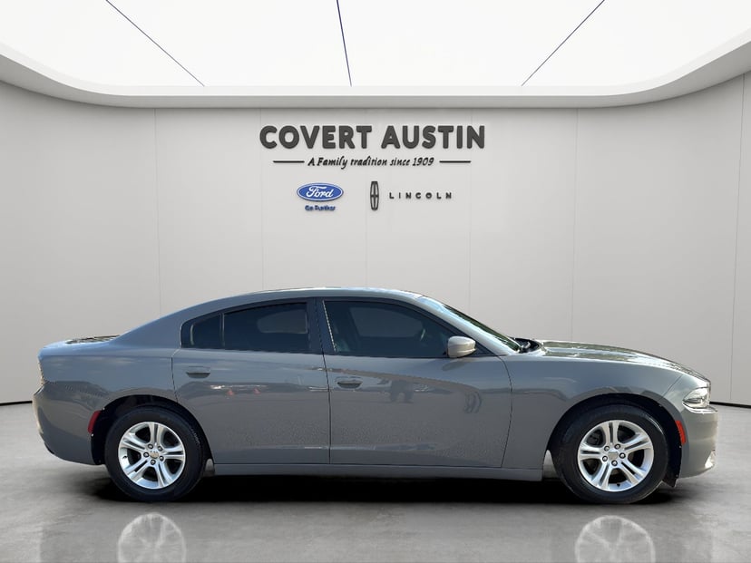 2019 Dodge Charger - Image 1