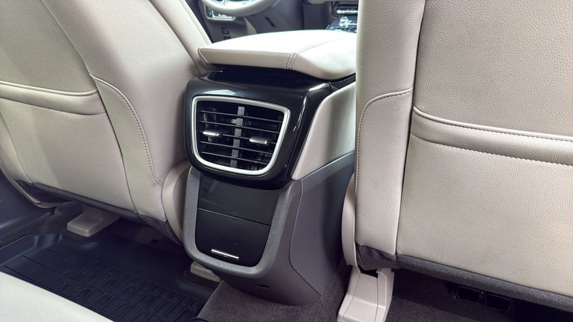 2022 Lincoln Nautilus - Image 27
