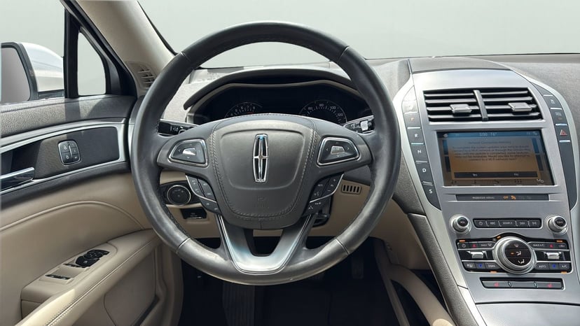 2019 Lincoln MKZ - Image 10