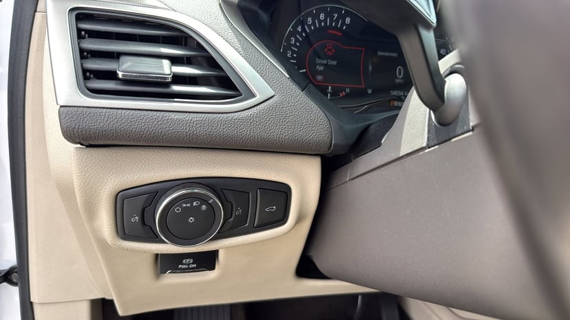 2019 Lincoln MKZ - Image 15