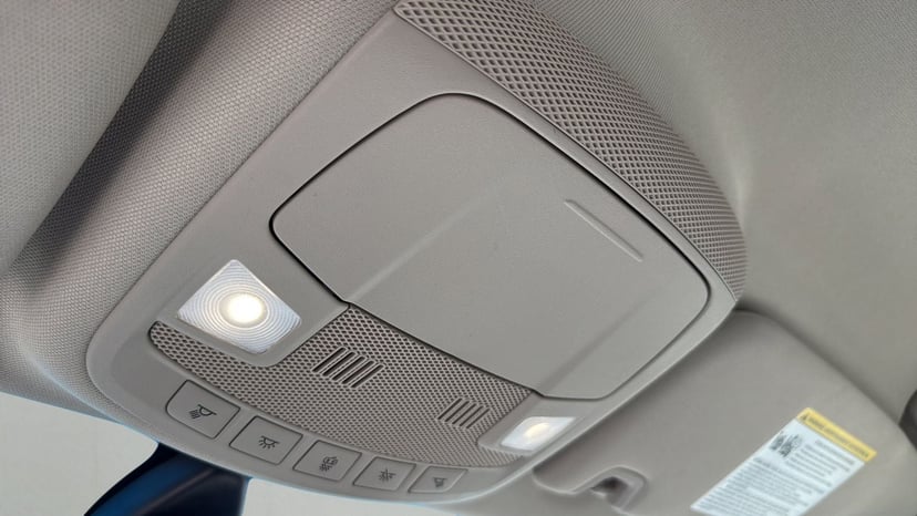 2019 Lincoln MKZ - Image 20