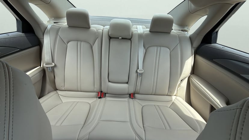 2019 Lincoln MKZ - Image 23