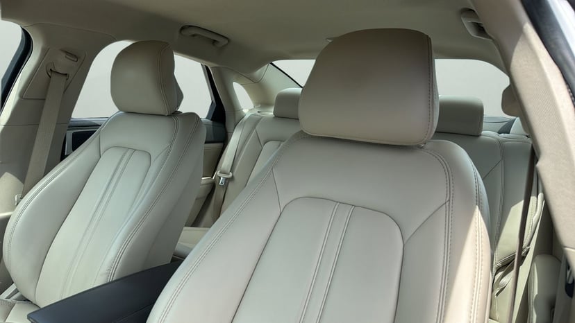 2019 Lincoln MKZ - Image 7