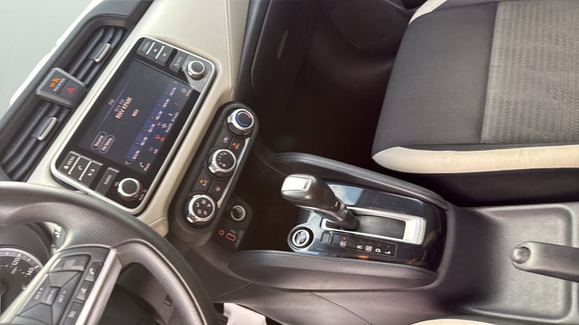 2021 Nissan Versa - Image 13