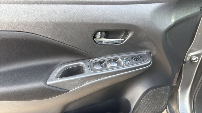 2021 Nissan Versa - Image 4