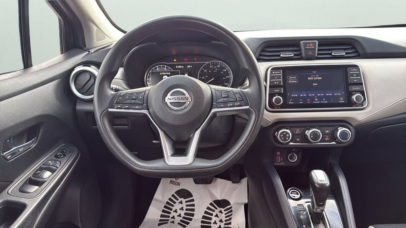 2021 Nissan Versa - Image 5