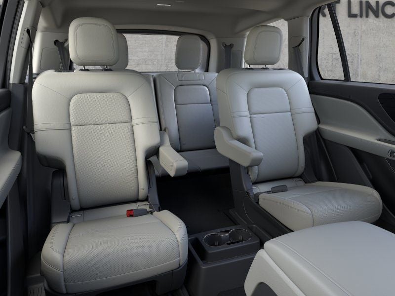 2026 Lincoln Aviator - Image 11