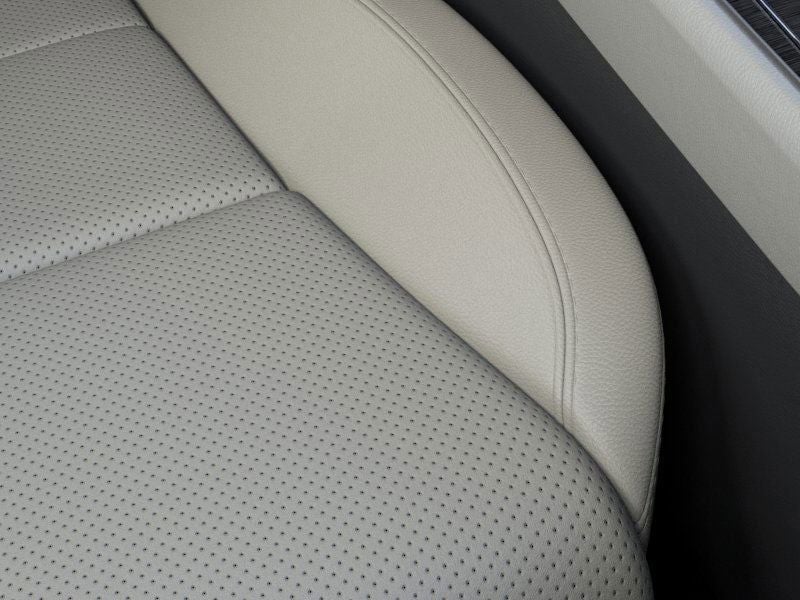 2026 Lincoln Aviator - Image 16