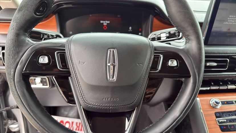2020 Lincoln Aviator - Image 14