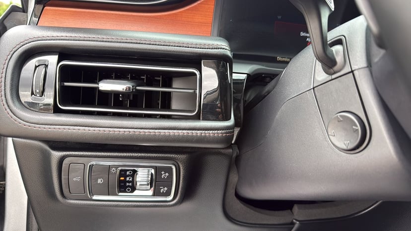 2020 Lincoln Aviator - Image 17