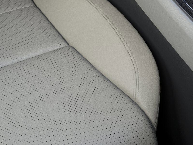 2026 Lincoln Aviator - Image 16