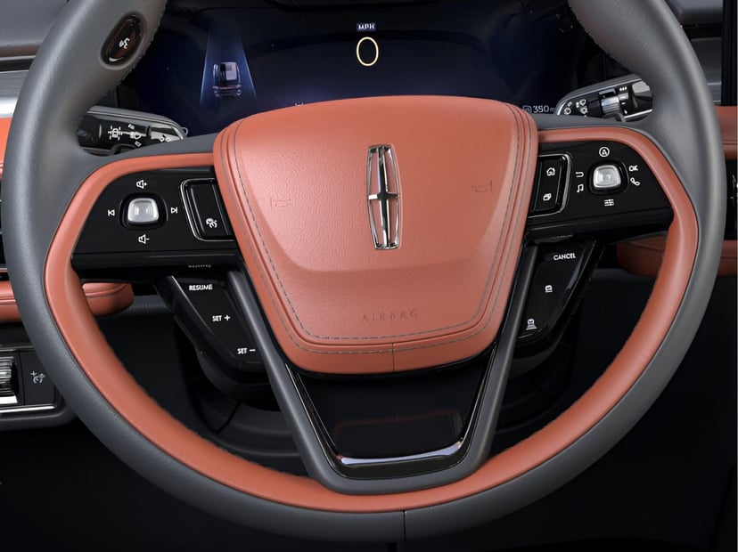 2026 Lincoln Aviator - Image 12