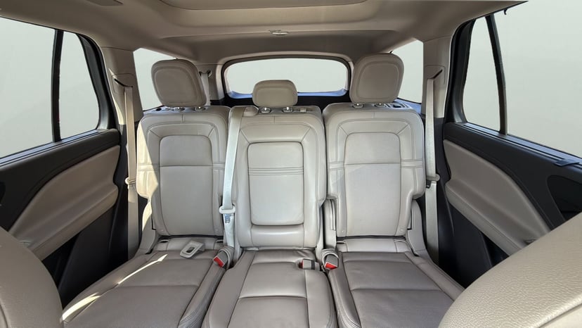 2021 Lincoln Aviator - Image 25