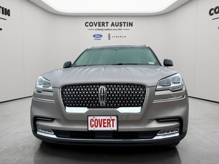2021 Lincoln Aviator - Image 2