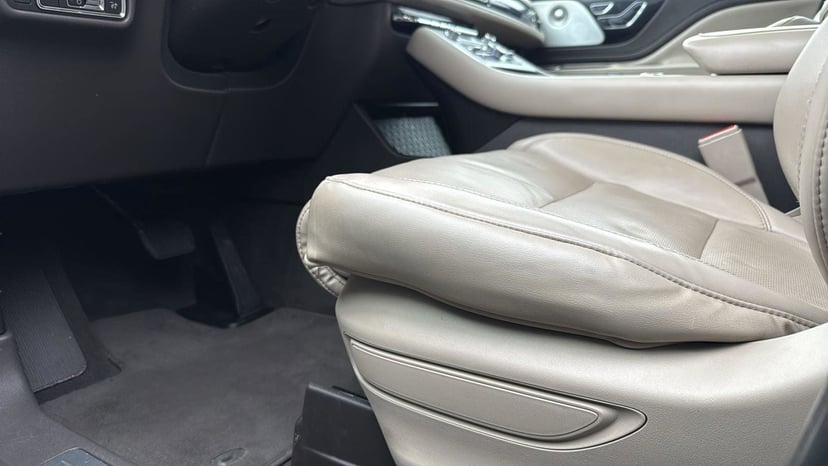 2021 Lincoln Aviator - Image 9