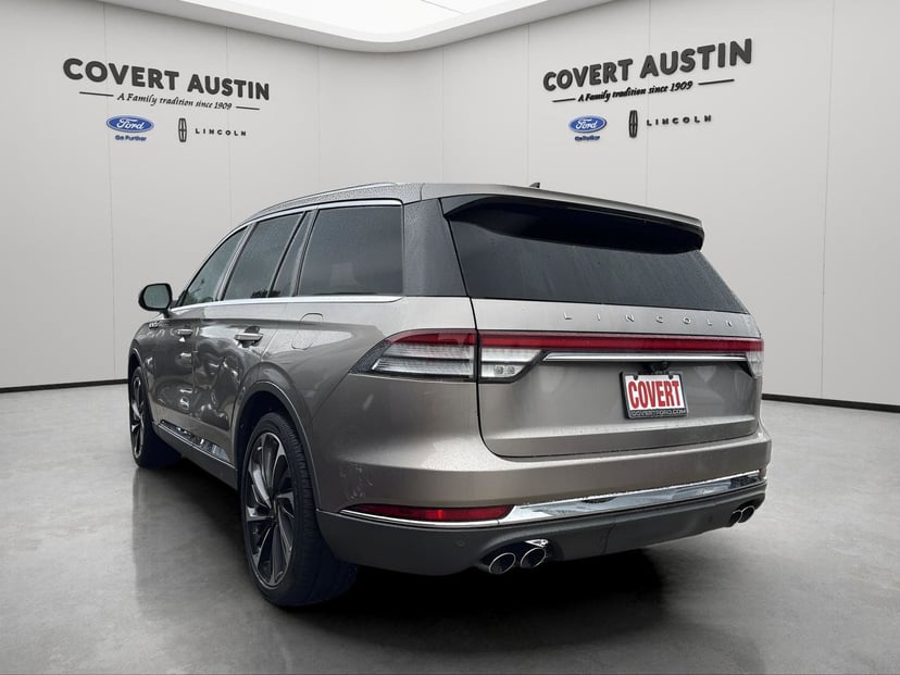 2021 Lincoln Aviator - Image 3