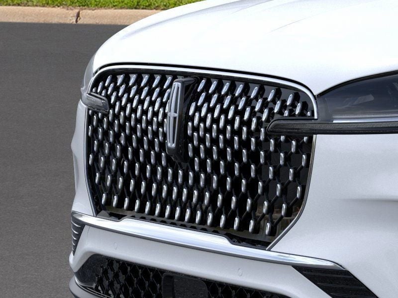 2026 Lincoln Aviator - Image 17