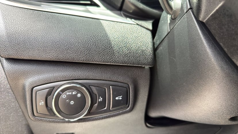 2017 Lincoln MKC - Image 14